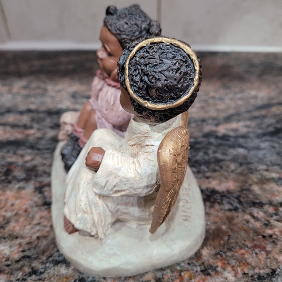 Miss Martha Michael and Kim Figurine - Picture 3 of 8